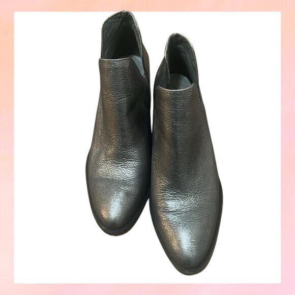 Vince Camuto 8 1/2 booties bronze - Picture 1 of 6